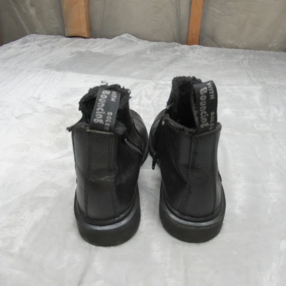 Dr Martens‎ Kids Boot 3 Black Leather Side Zip Faux Fur Line Ankle Leonore Mono